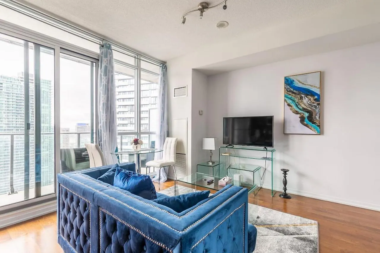 Gorgeous 1Br W/Parking Across The Scotiabank Arena Lejlighed Toronto